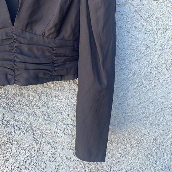 FIVESEVENTYFIVE cropped long sleeve blouse Black size Small - Picture 5 of 8
